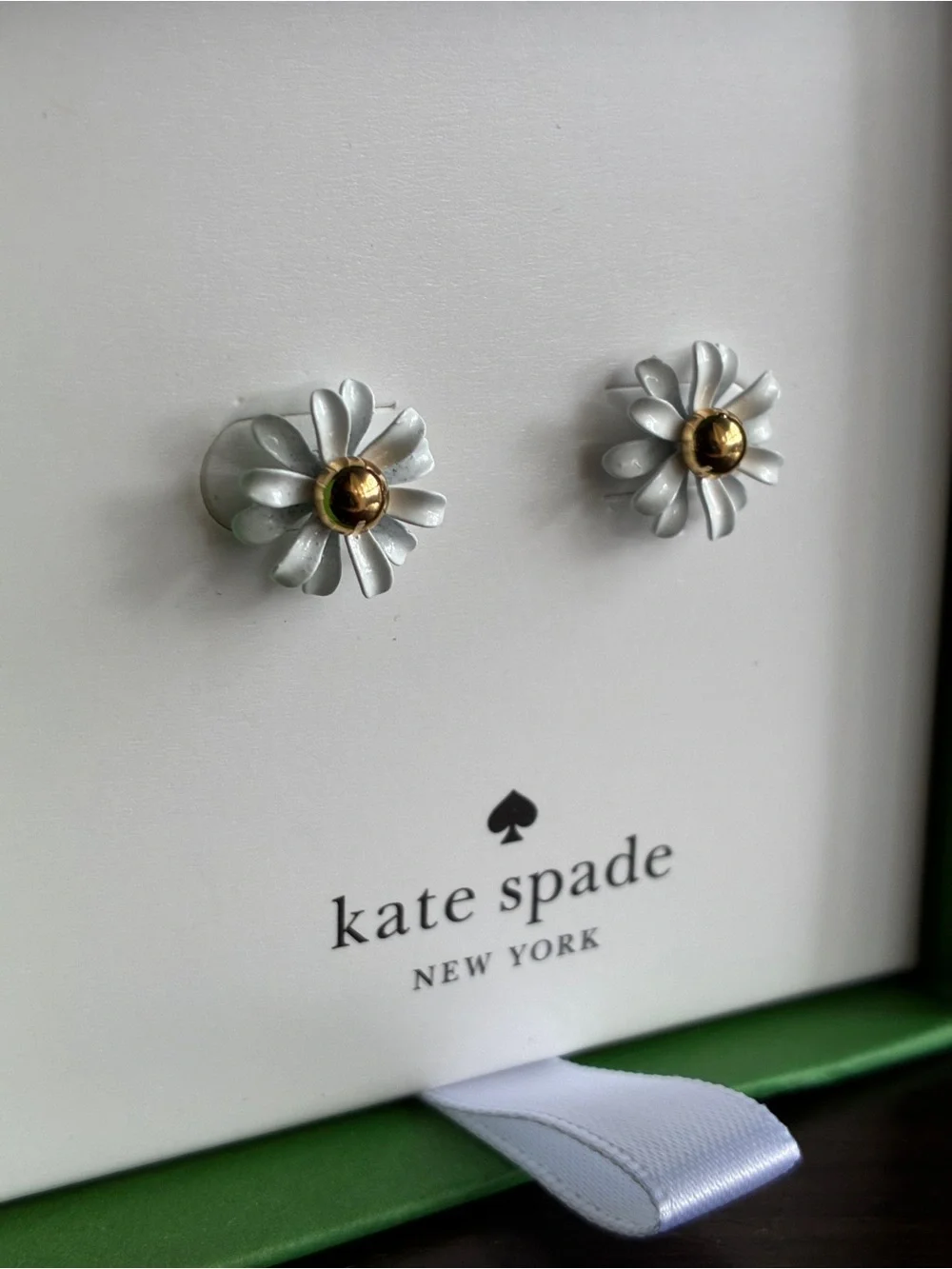 kate spade White Petal Flower Stud Earrings with Gold Centers